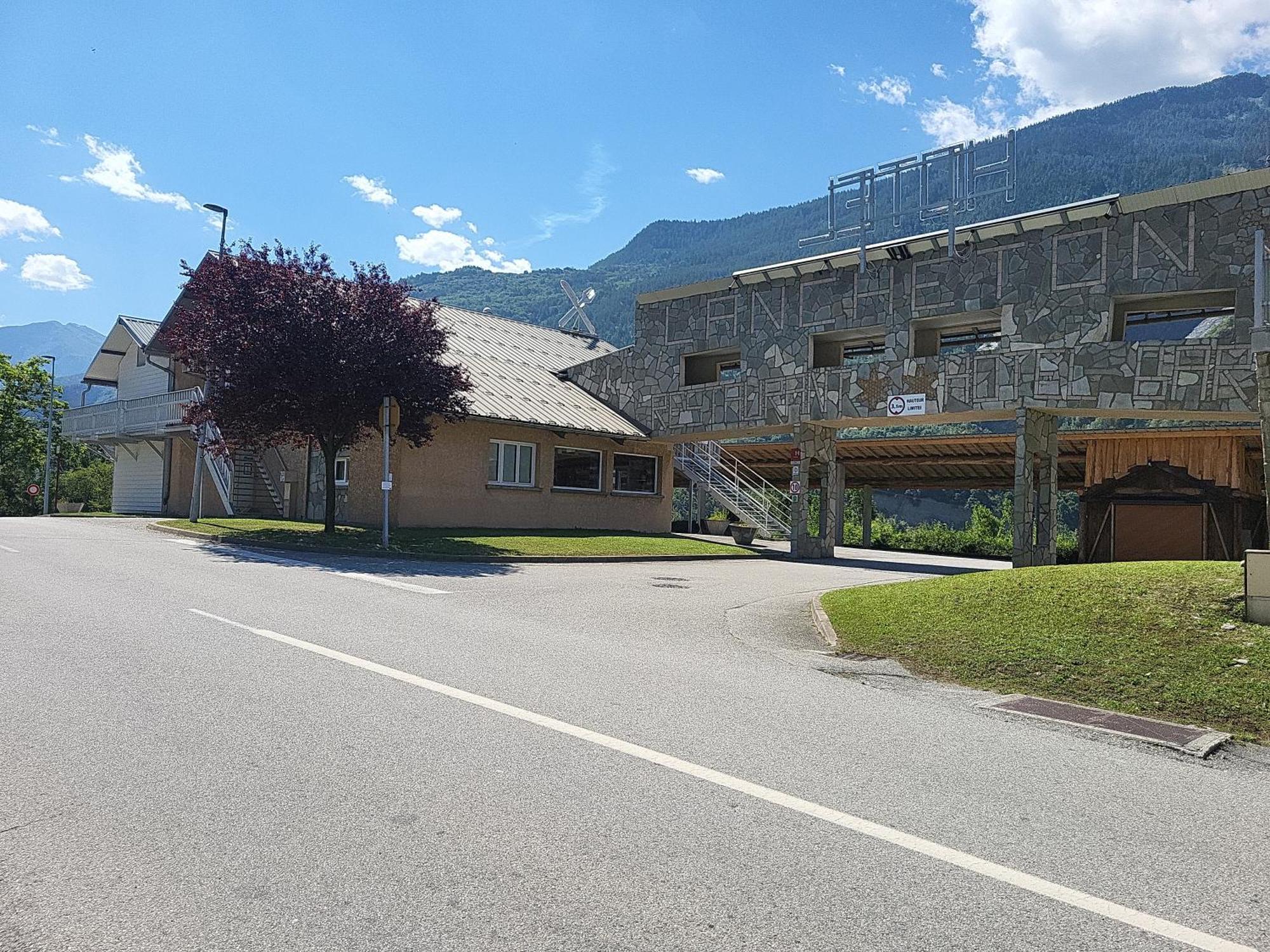 Hotel Restaurant Lancheton Saint-Julien-Mont-Denis Exterior photo